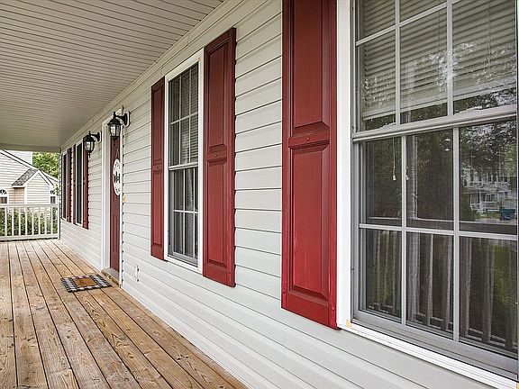 Full Front Porch
