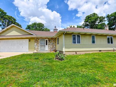 505 N Cherokee St, Taylorville, IL, 62568