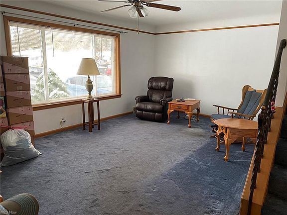 5th image of 242 Talbot Dr