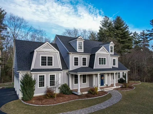 9 S Mill St, Hopkinton, MA 01748