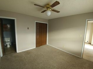 4404 Grays Gable Rd, Laramie, WY 82072