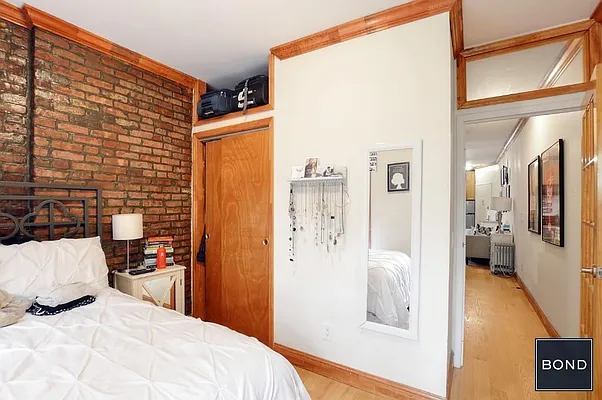 Rented by Bond New York | media 21