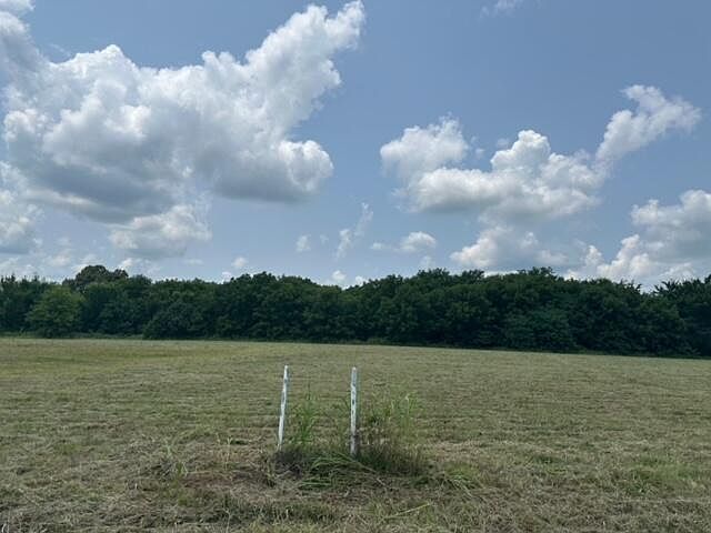 2nd image of 35849 Highland Dr