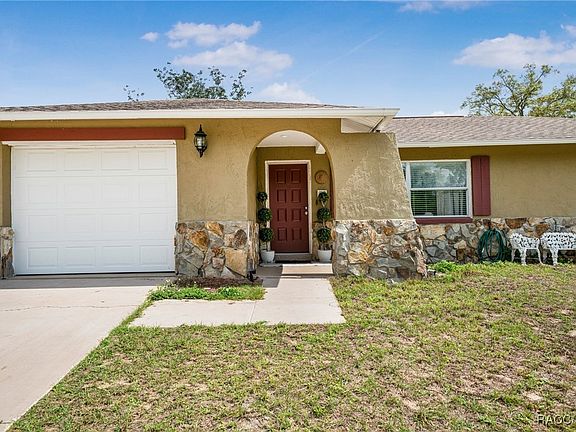 3rd image of 3185 N Camomile Way