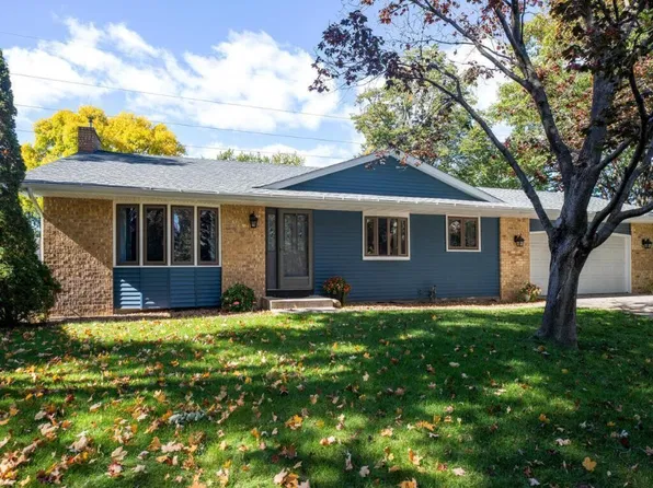 190 109th Ln NW, Coon Rapids, MN 55448