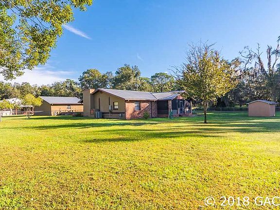 3rd image of 107 Emerald Ln