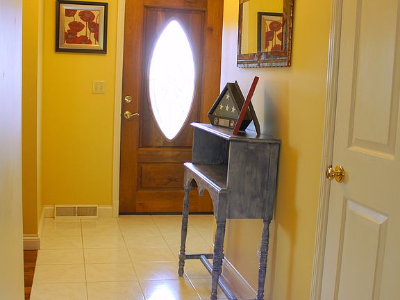 Foyer with coat closet