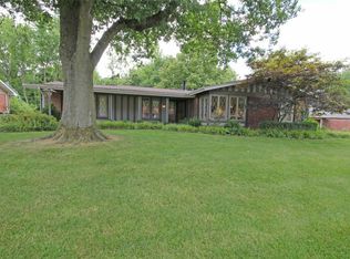 413 Brooktree Dr, Ballwin, MO 63011