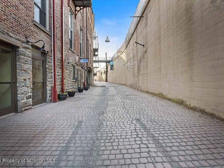 509 Bogart Pl #202 — Photo 27