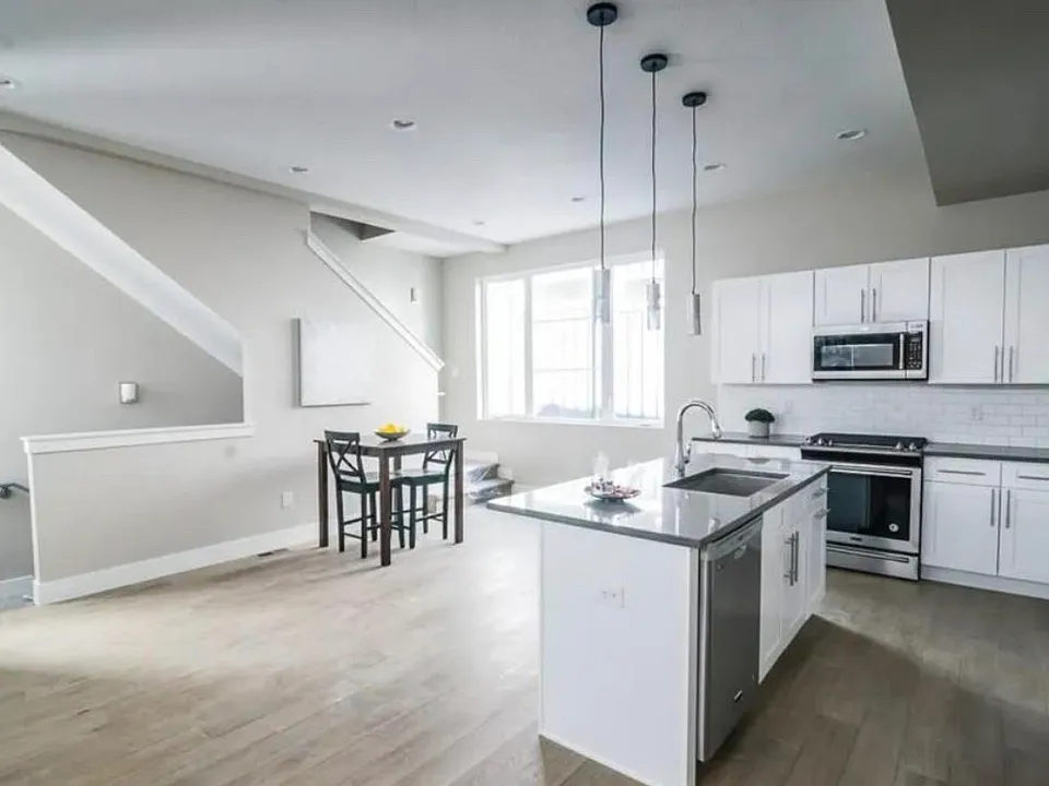 2819 W 25th Ave #5