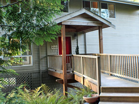 3rd image of 36833 NE Pine Pl