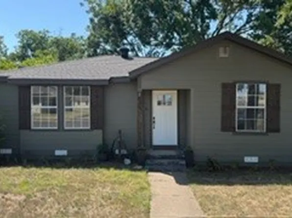 821 College St, Cleburne, TX 76033
