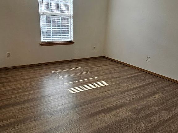 5th image of 2805 Trailwood Dr #6529F6679