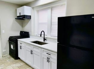 7425 S Chappel Ave #1, Chicago, IL 60649