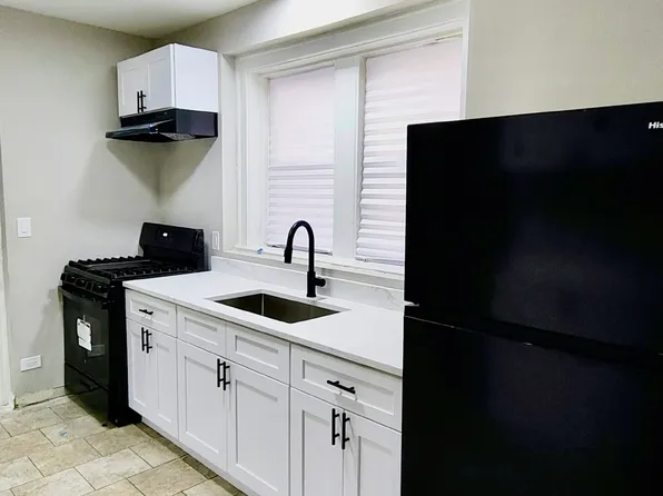 7425 S Chappel Ave #1, Chicago, IL 60649