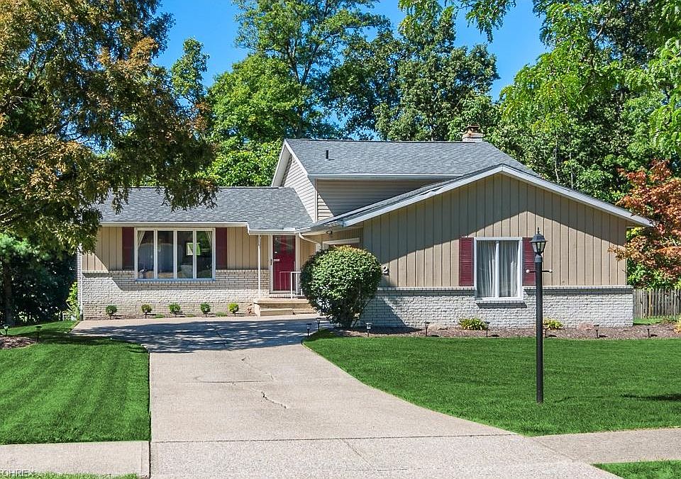 1st image of 112 Normandy Dr