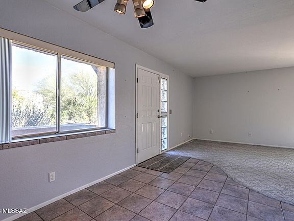 4th image of 3046 S Cole Cir