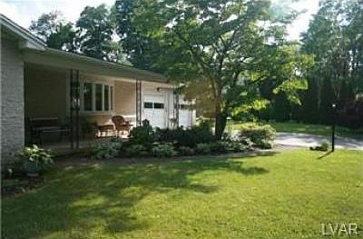 3rd image of 1635 Kenwood Dr