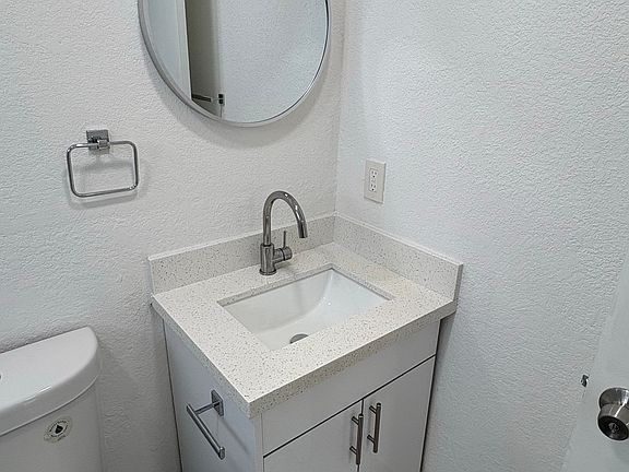 5th image of 1811 NW 19th Ter #8