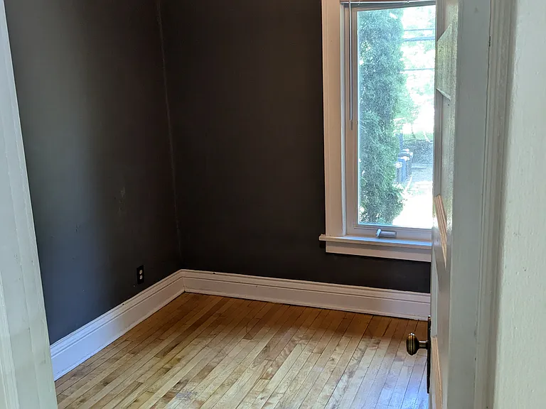 1922 Sharon Ave SE #3 — Photo 13