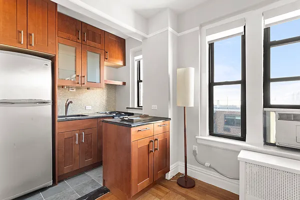 Sold by Compass | media 5