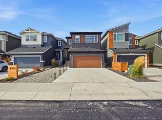 436 Belmont Park SW, Calgary, AB T2X5S9