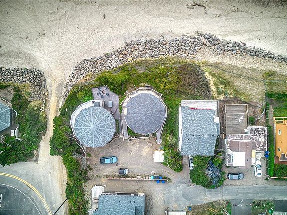 3rd image of 7015 Neptune Ave