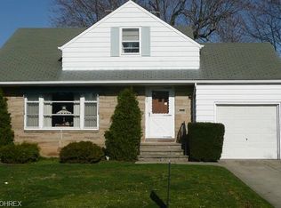 359 Halle Dr, Euclid, OH 44132