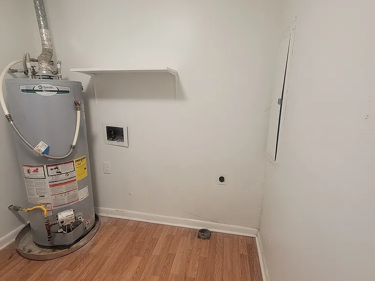 1425 Huntsville Dr #1425B — Photo 8