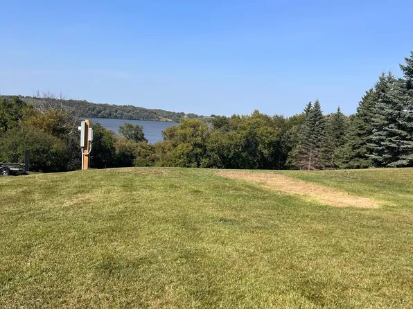 405 Lakeview St S, Lake Benton, MN 56149