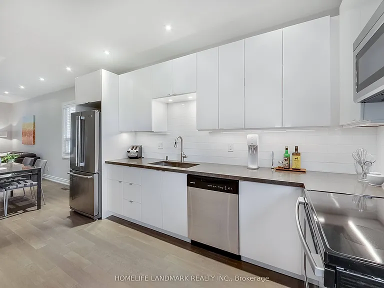297 Withrow Ave — Photo 11