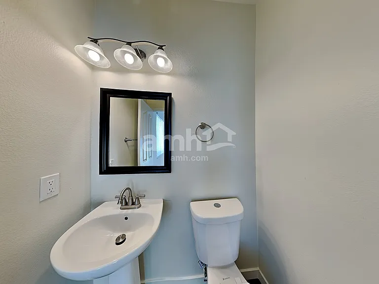 9347 Brigham Ave — Photo 6