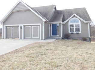 1103 NE 119th Ter, Kansas City, MO 64155