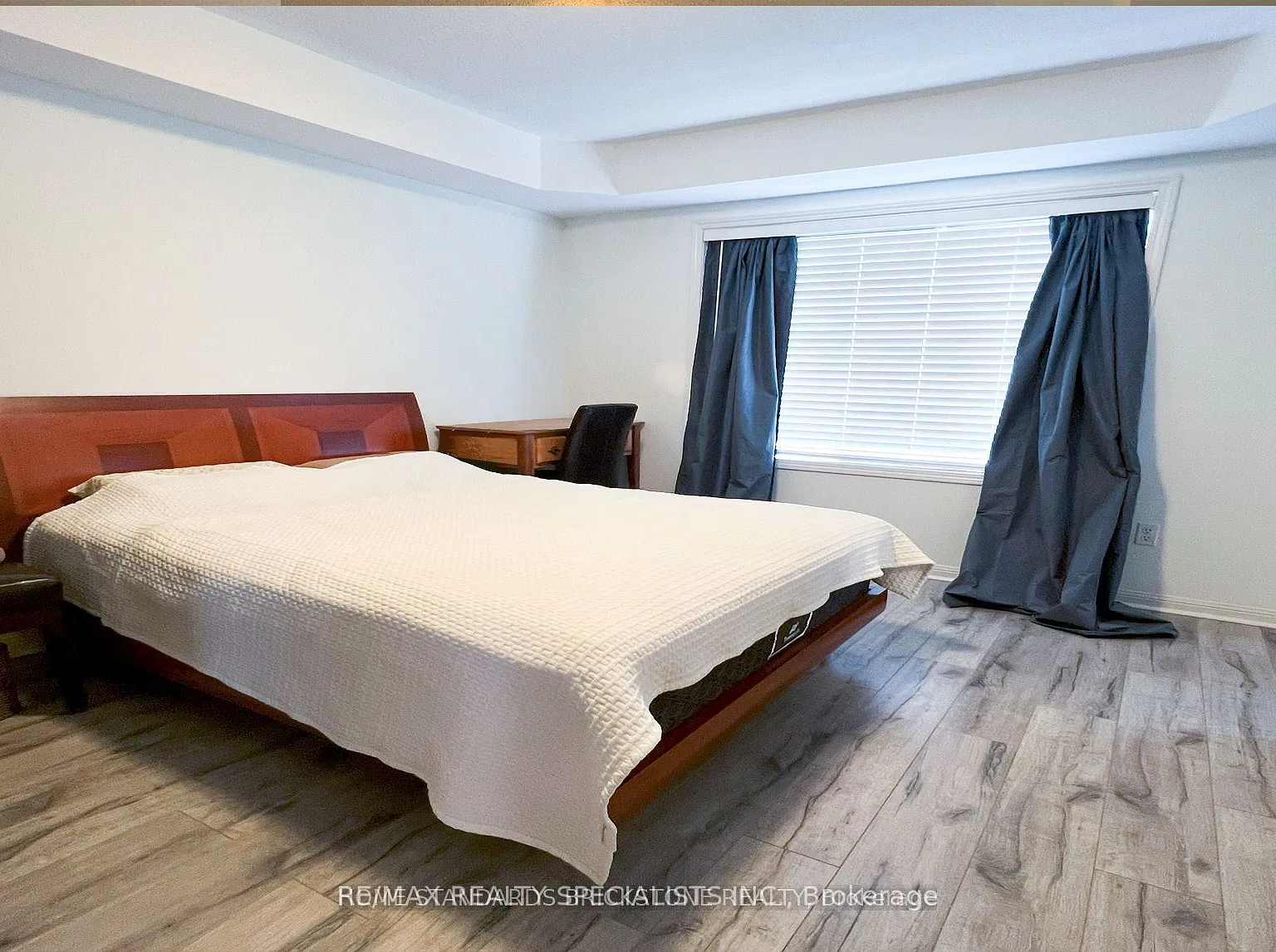 3 bed, $2,950 — Photo 4