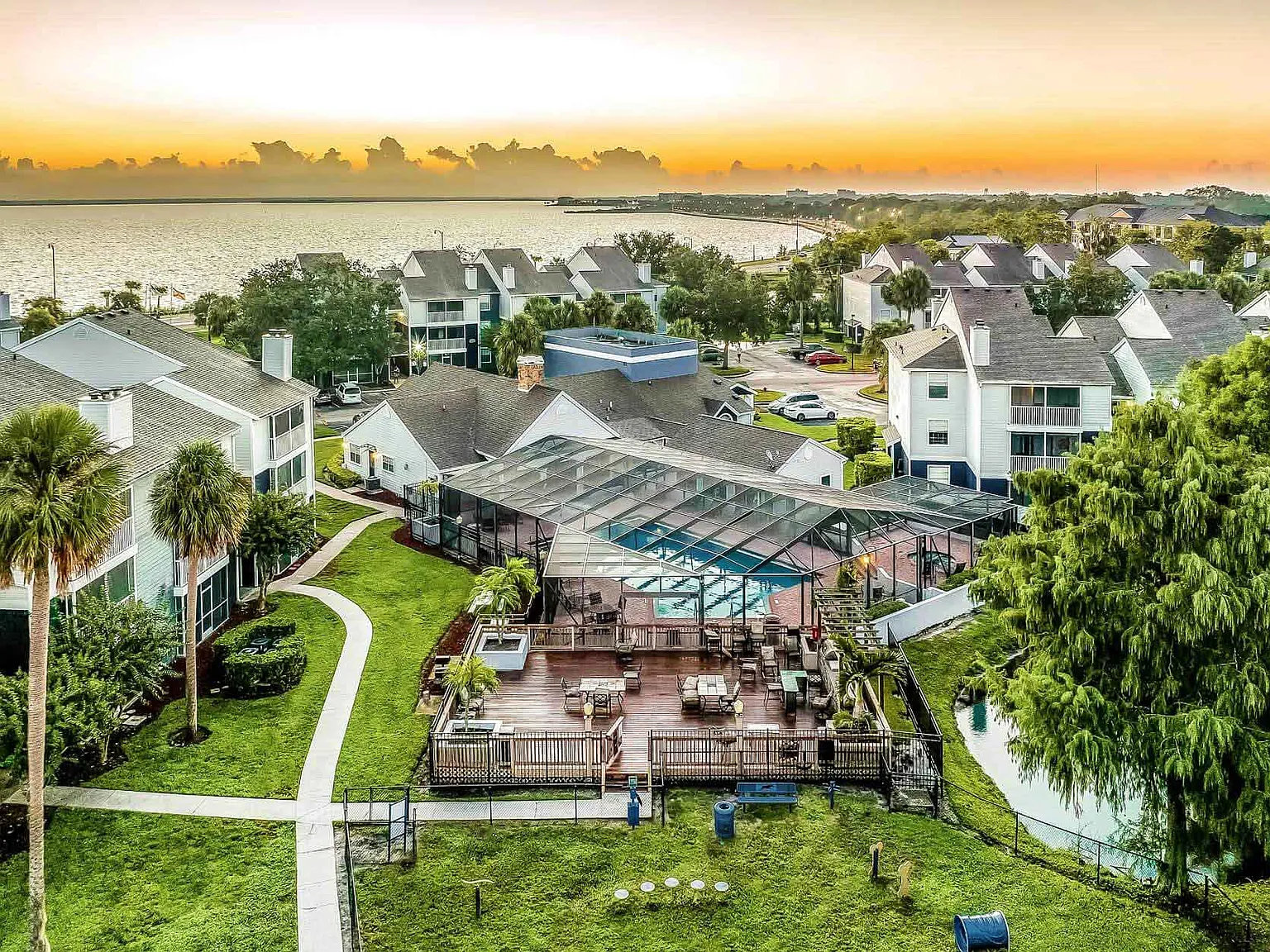 Regatta Shores — Photo 3