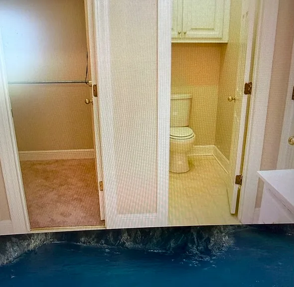 102 Essex Ct — Photo 6