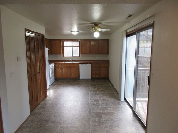 4th image of 2220 Navaho Ct SE #0