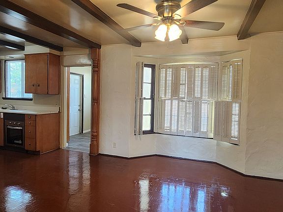 2nd image of 1550 N Arrowhead Ave #1562