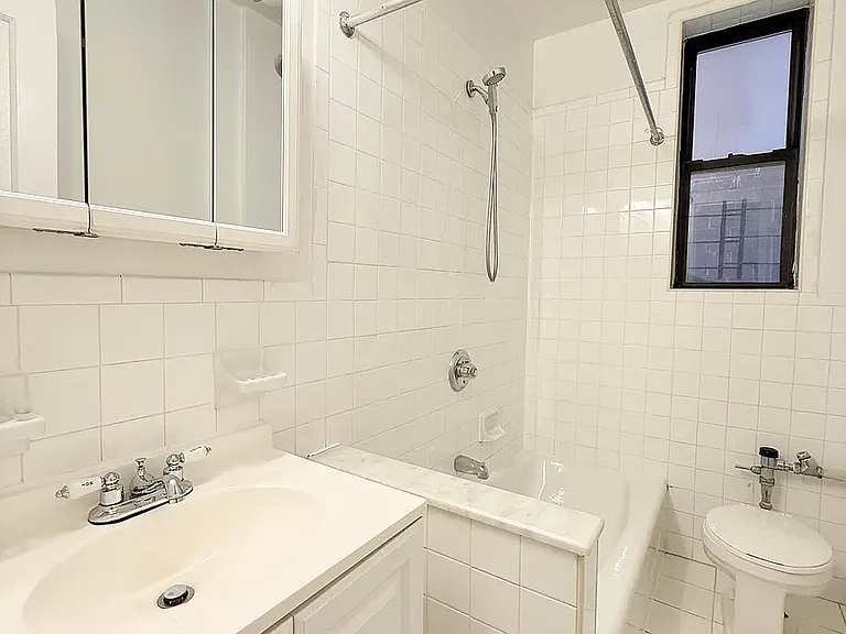 32-57 35th St #B1 — Photo 25