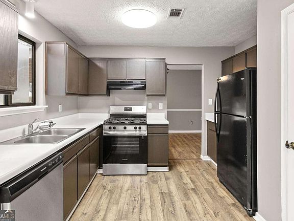 3rd image of 5328 Biffle Downs Rd