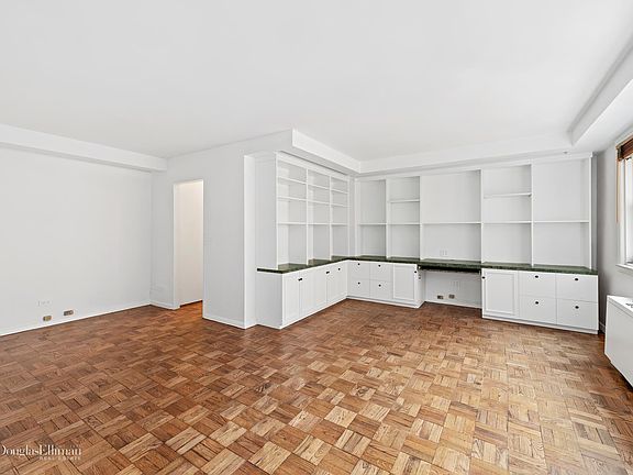 2nd image of 1056 Lexington Ave #11A