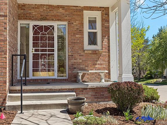 2nd image of 1011 S Valentia Street #20