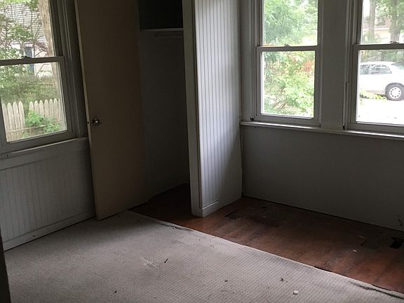 5th image of 519 Pine St