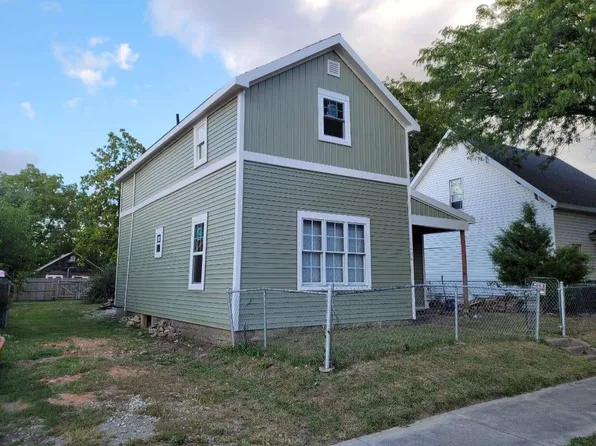 1434 W 14th St, Muncie, IN 47302