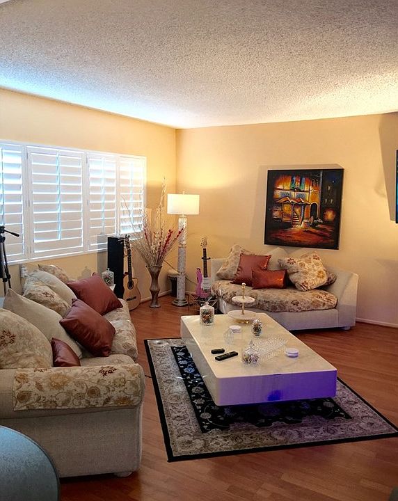 1st image of 5315 Zelzah Ave APT 12