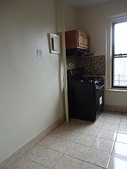 3rd image of 526 W 161st St APT 25