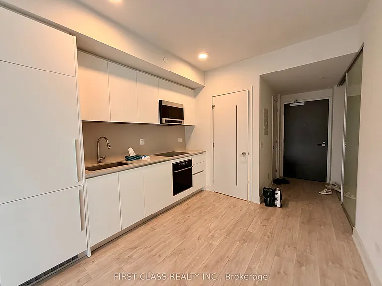 8 Cumberland St #3604 — Photo 5