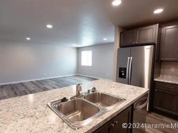 4521 Bobolink Ln Unit 307A, Laramie, WY 82070