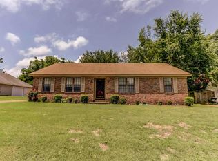 6222 Thistlebrook Dr, Memphis, TN 38115