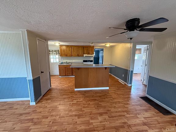 5th image of 1120 Player Rd